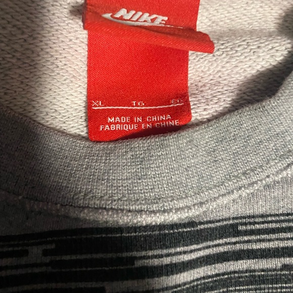 Nike Red Label Crew Neck Sweatshirt Like New - Picture 4 of 5